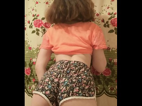 ❤️ Сексуальная юная малышка делает стриптиз снимая свои шортики на камеру ❤❌ Качественное порно на нашем сайте ️